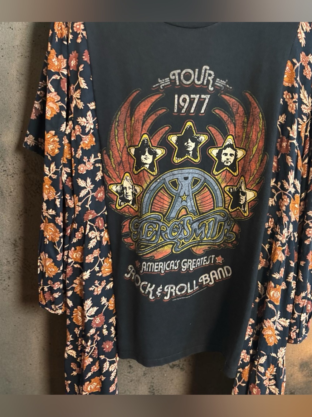 56. Aerosmith Rocktop 23”P 28” L